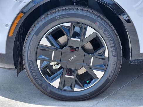 New 2026 Kia Sportage SX image 7