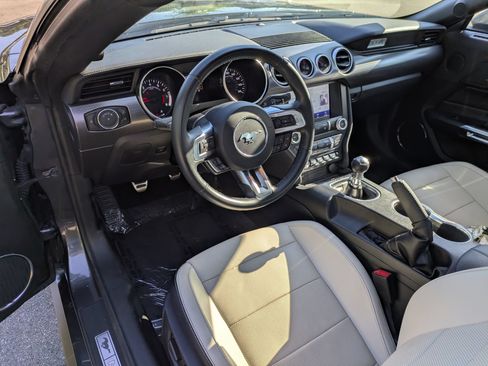 Certified 2020 Ford Mustang Coupe RWD image 15