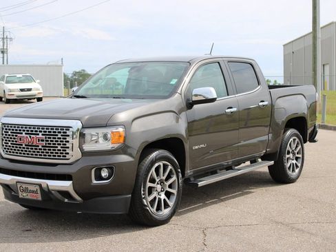 Used 2019 GMC Canyon Denali AWD/4WD image 2
