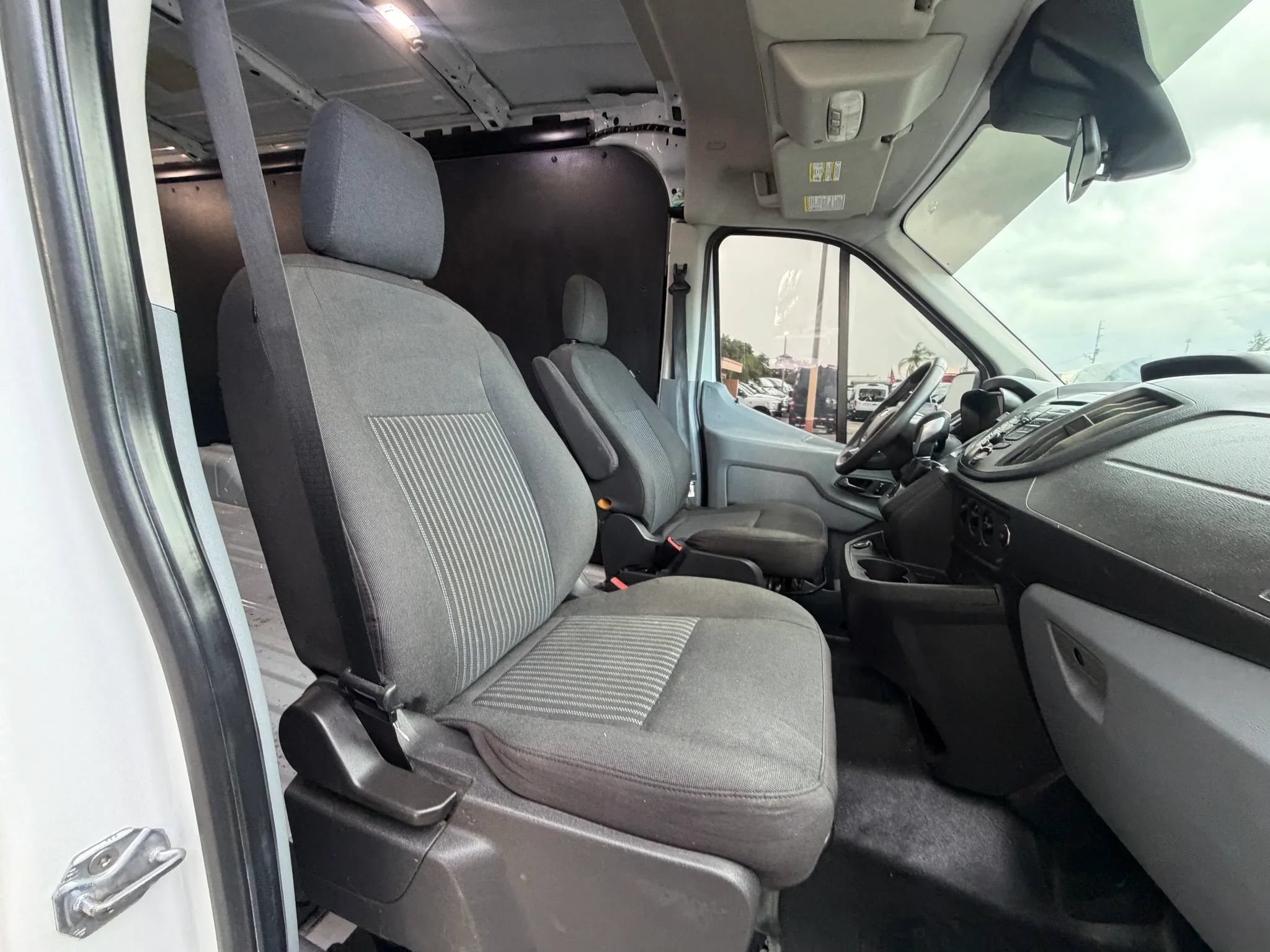 Used 2019 Ford Transit 250 148 Medium Roof w/ Interior Upgrade Package RWD image 16