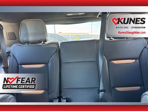 Used 2023 GMC Yukon AT4 image 34