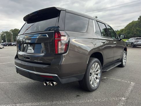 Used 2021 Chevrolet Tahoe Premier w/ Premium Package image 4