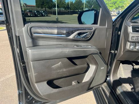 Used 2021 GMC Yukon Denali w/ Denali Ultimate Package AWD/4WD image 9
