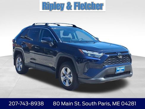 Used 2022 Toyota RAV4 XLE w/ Convenience Package AWD/4WD image 3