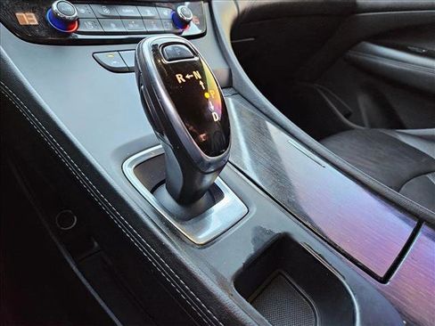 Used 2018 Buick LaCrosse Premium image 12