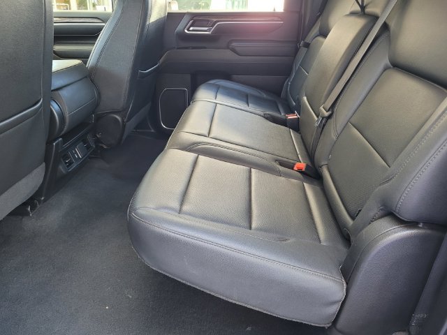 Used 2025 Chevrolet Silverado 2500 LTZ AWD/4WD image 15