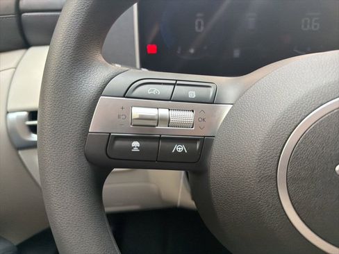New 2026 Hyundai Tucson SEL FWD image 17