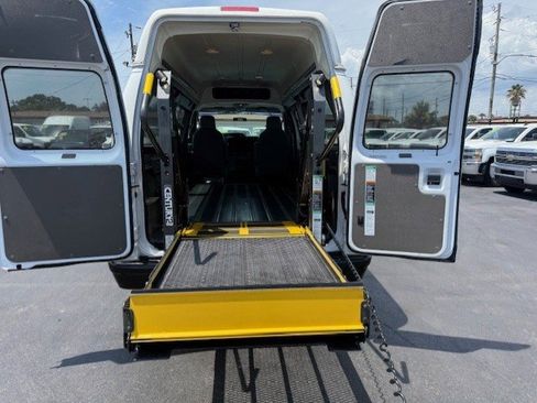 Used 2014 Ford E-250 and Econoline 250 Extended w/ Power Group image 13