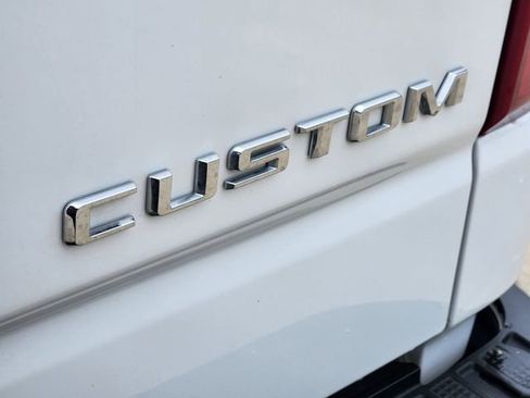 Used 2025 Chevrolet Silverado 1500 Custom RWD image 10