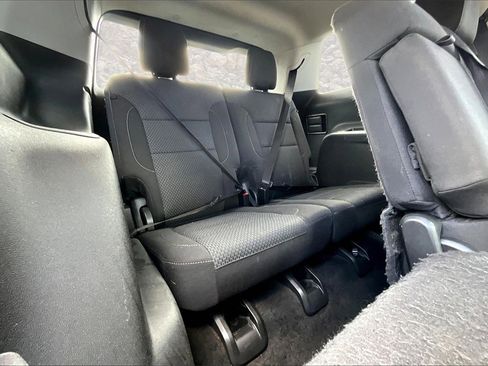 Used 2021 GMC Acadia SLE w/ Driver Convenience Package image 25