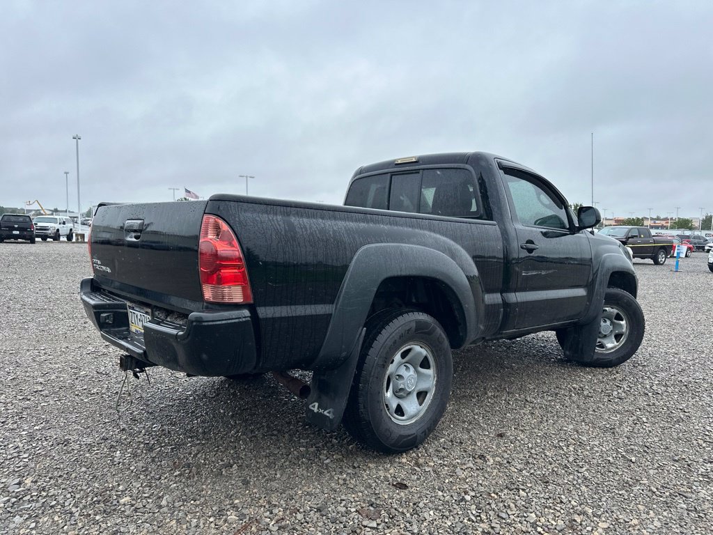 Used 2012 Toyota Tacoma 4x4 Regular Cab image 10