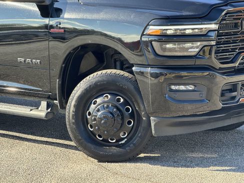 Used 2025 RAM 3500 Laramie w/ Night Edition image 13