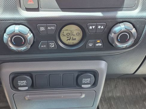 Used 2012 Honda Ridgeline RTS image 23
