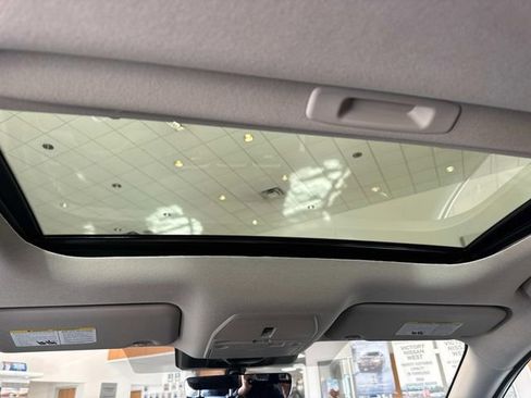 New 2026 Nissan Sentra SR w/ SR Premium Package image 19