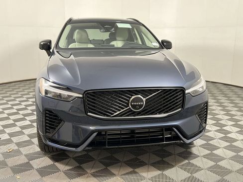 New 2026 Volvo XC60 T8 Ultra w/ Climate Package AWD/4WD image 3