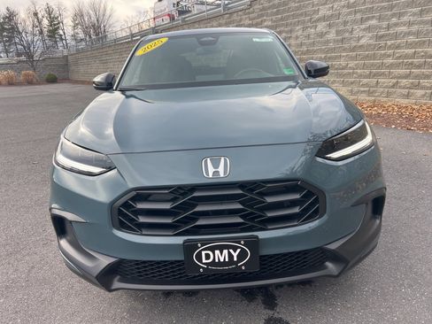 Used 2025 Honda HR-V Sport image 7