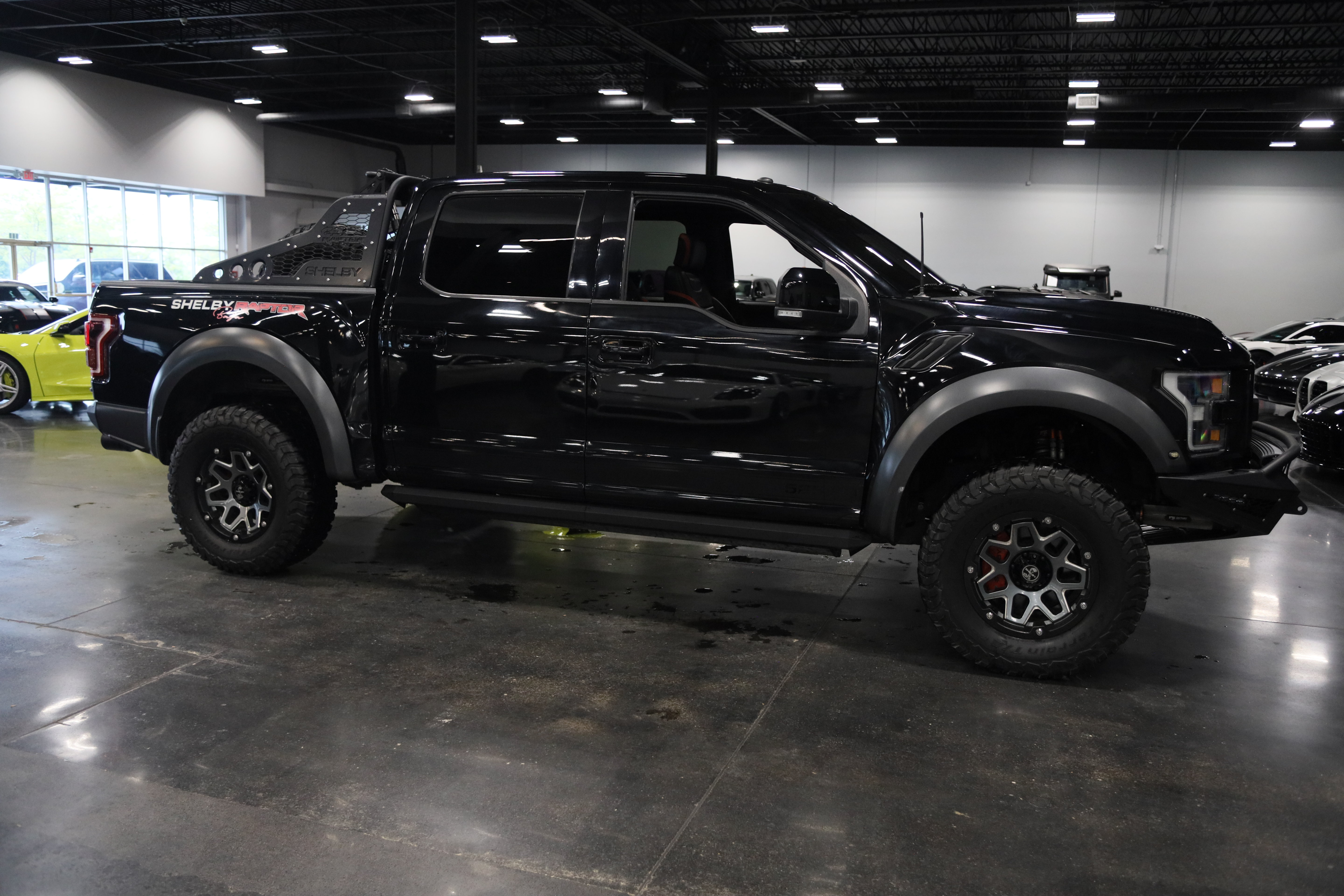 Used 2018 Ford F150 Raptor w/ Equipment Group 802A Luxury AWD/4WD image 8