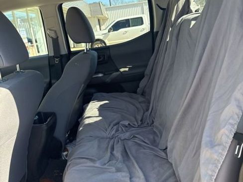 Used 2023 Toyota Tacoma SR5 RWD image 5