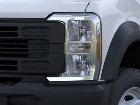 New 2026 Ford F450 XL RWD image 18