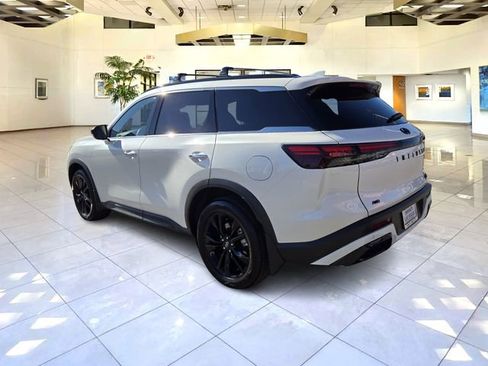 Certified 2025 INFINITI QX60 Luxe w/ Black Edition image 5