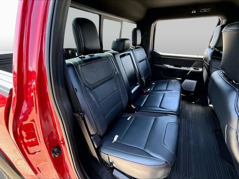 Used 2025 Ford F150 Raptor AWD/4WD image 19
