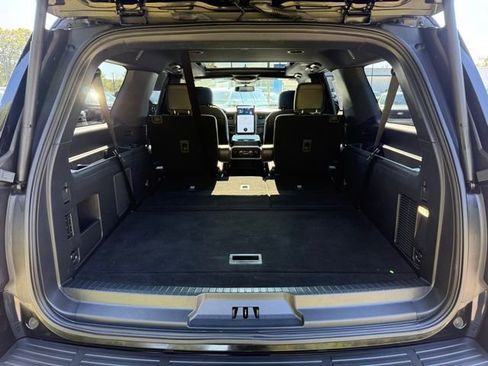 Certified 2022 Ford Expedition Max Limited image 8