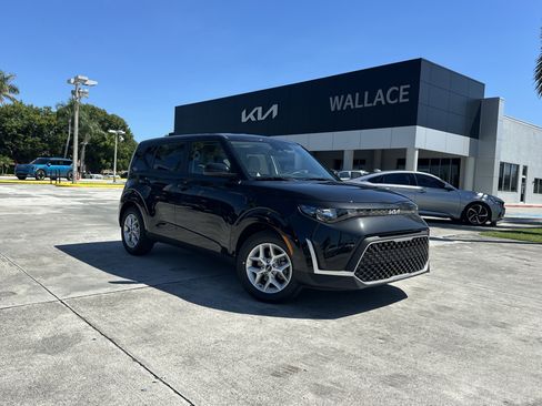 New 2025 Kia Soul LX w/ LX Technology Package image 1