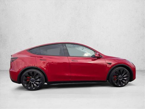 Used 2023 Tesla Model Y Performance image 4