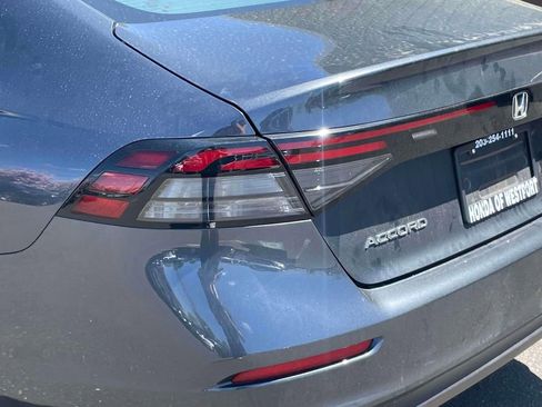Used 2023 Honda Accord LX image 11