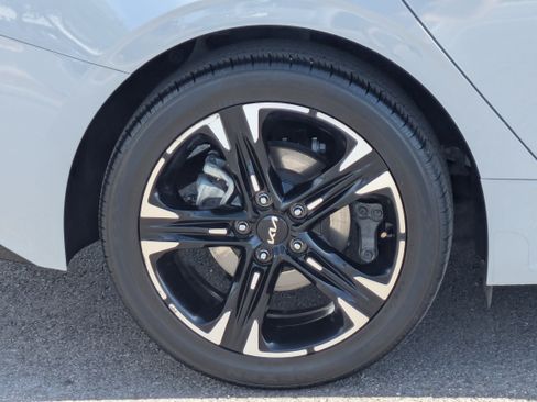 Used 2022 Kia K5 GT-Line w/ GT-Line FWD Premium Package image 9