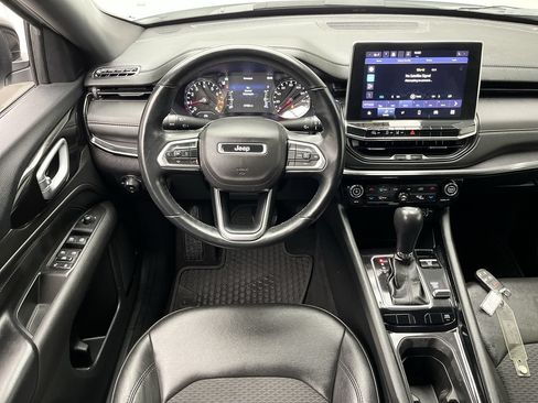 Used 2022 Jeep Compass Latitude w/ Convenience Group AWD/4WD image 12