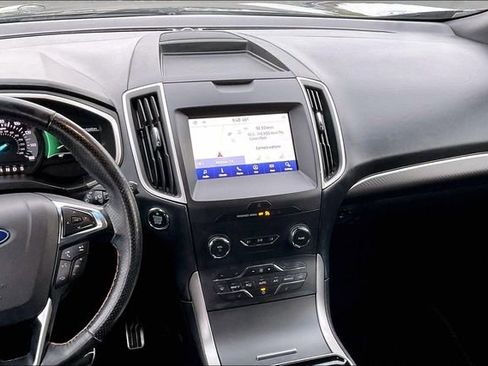 Used 2020 Ford Edge ST-Line image 6
