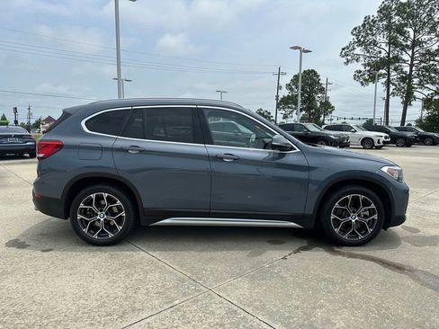 Certified 2021 BMW X1 sDrive28i w/ Premium Package FWD image 4