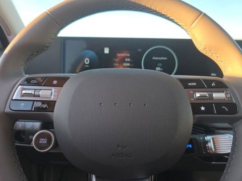 New 2025 Hyundai Ioniq 5 SEL image 13