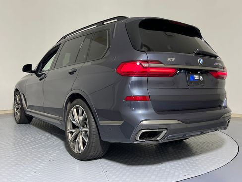 Used 2021 BMW X7 M50i image 3
