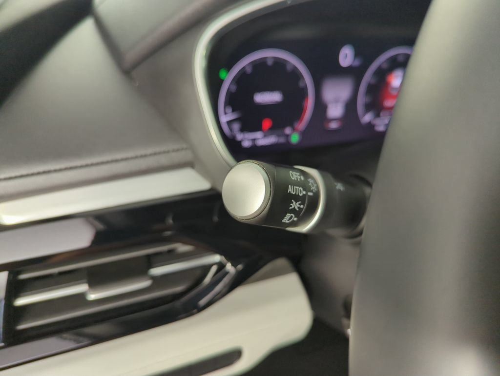 Used 2024 Acura MDX w/ Technology Package FWD image 21