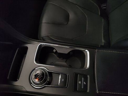 Used 2019 Ford Fusion Titanium FWD image 26