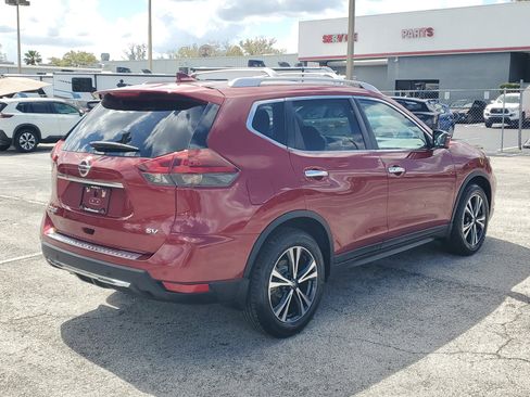 Certified 2020 Nissan Rogue SV w/ Premium Package image 4