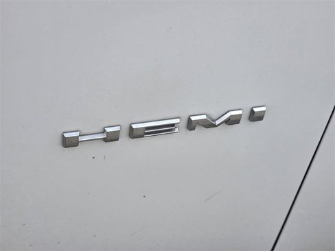 Used 2021 Dodge Challenger R/T image 9