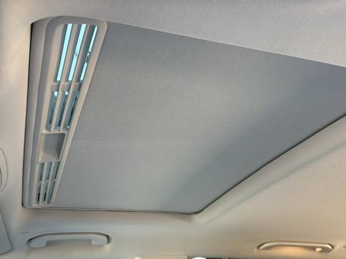 Used 2020 Mercedes-Benz GLE 350 image 11