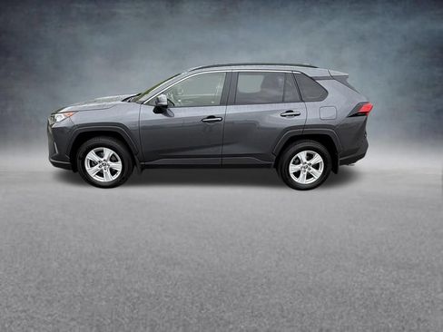 Used 2020 Toyota RAV4 XLE w/ Convenience Package AWD/4WD image 2
