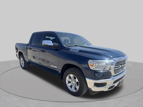 Used 2023 RAM 1500 Laramie AWD/4WD image 6