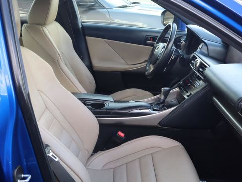 Used 2018 Lexus IS 300 RWD image 15