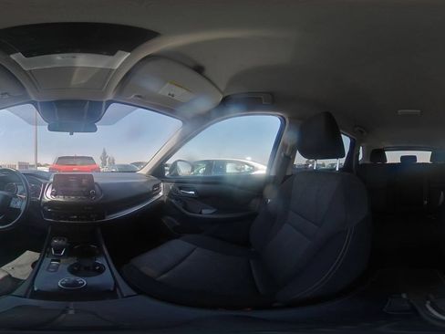 Used 2025 Nissan Rogue SV AWD/4WD image 44