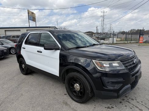 Used 2019 Ford Explorer 4WD Police Interceptor image 4