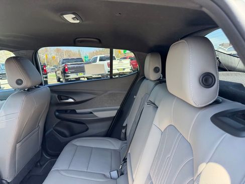 New 2026 Buick Envista Sport Touring FWD image 9
