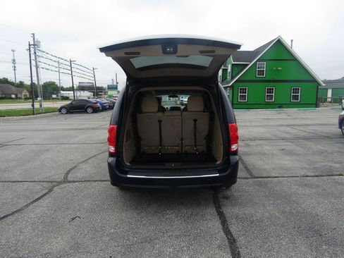 Used 2016 Dodge Grand Caravan SE w/ Quick Order Package 29E SE FWD image 7