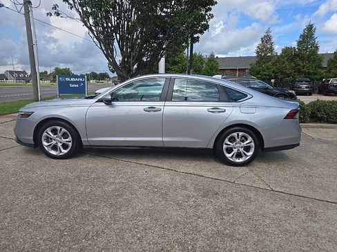 Used 2025 Honda Accord LX image 19