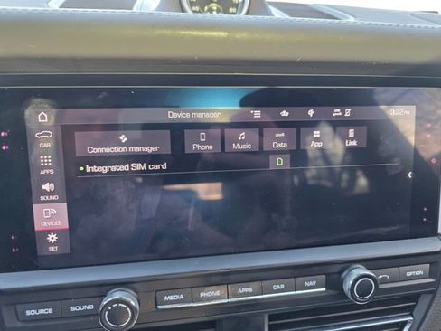 Used 2020 Porsche Macan Turbo image 4