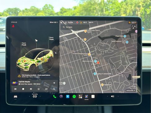 Used 2023 Tesla Model Y Long Range AWD/4WD image 24